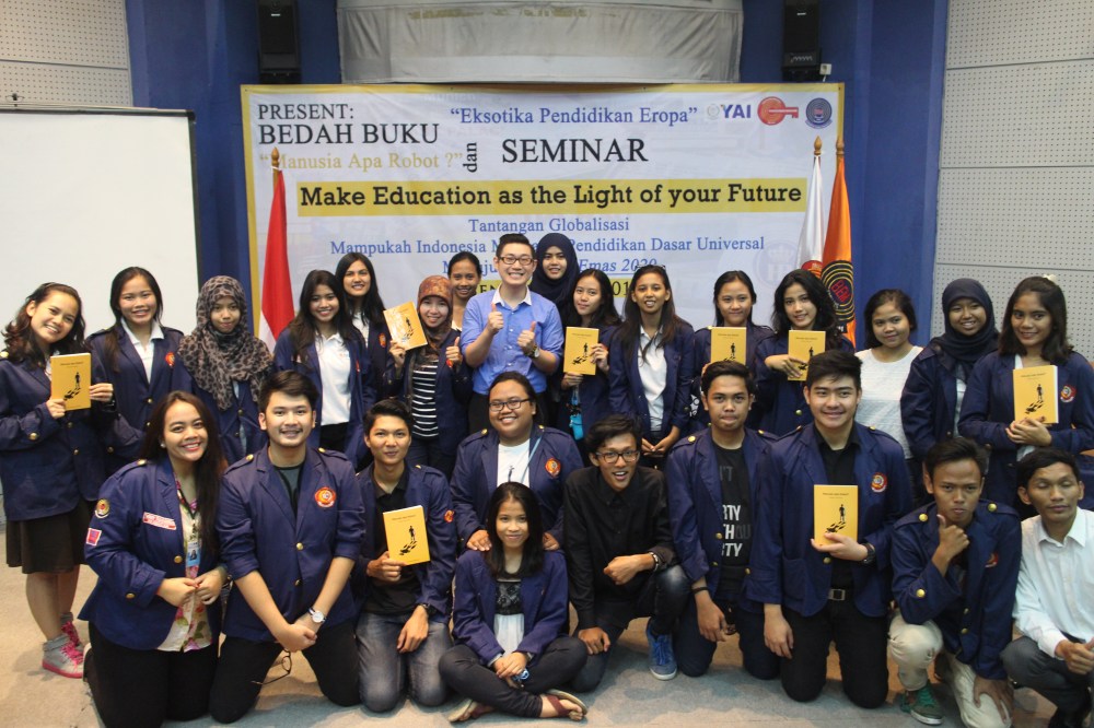 Bedah Buku Manusia Apa Robot