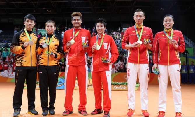 Berprestasi nyata membanggakan Indonesia